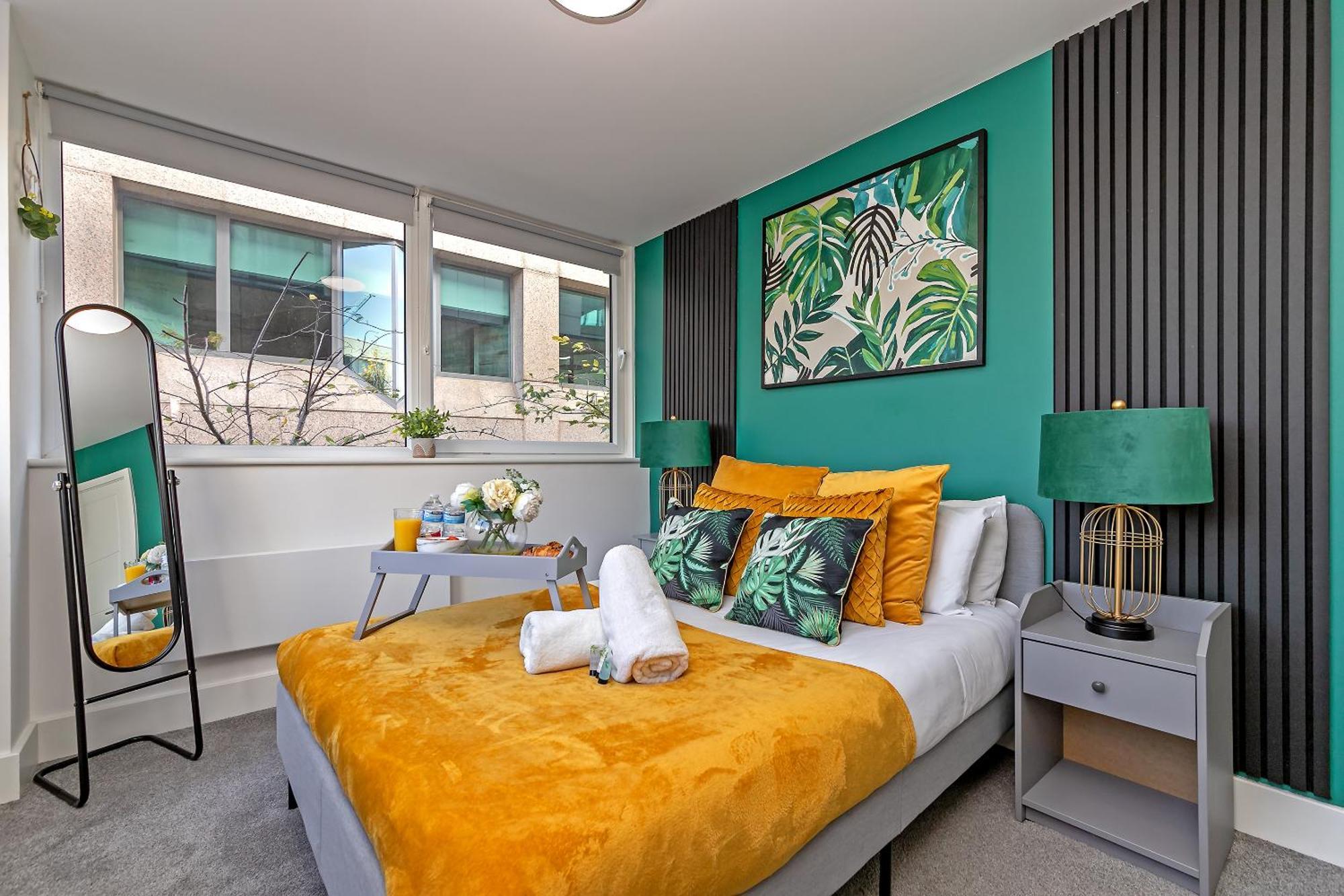 Luxurious Mk City Apartment- Walk To Train Station, Smart Tv With Netflix, Disney Plus & Prime! Milton Keynes Zewnętrze zdjęcie